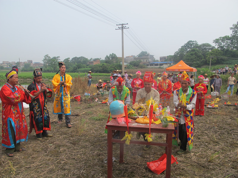 稻神祭民俗活动2_副本.jpg